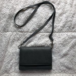 Crossbody wallet bag